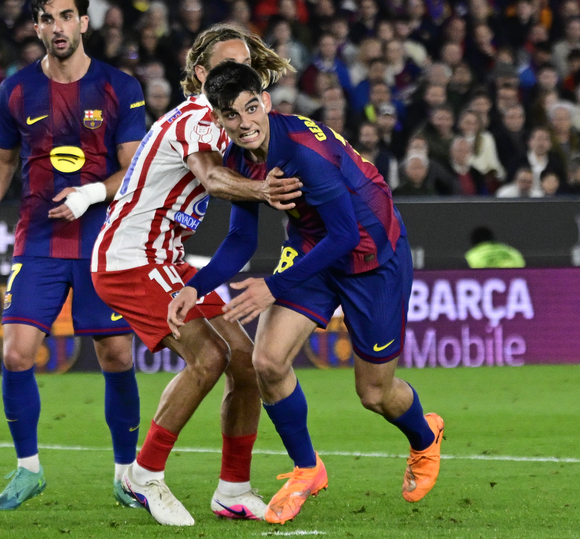 Gerard Martín: From winger to center back, a change that revitalizes Barcelona