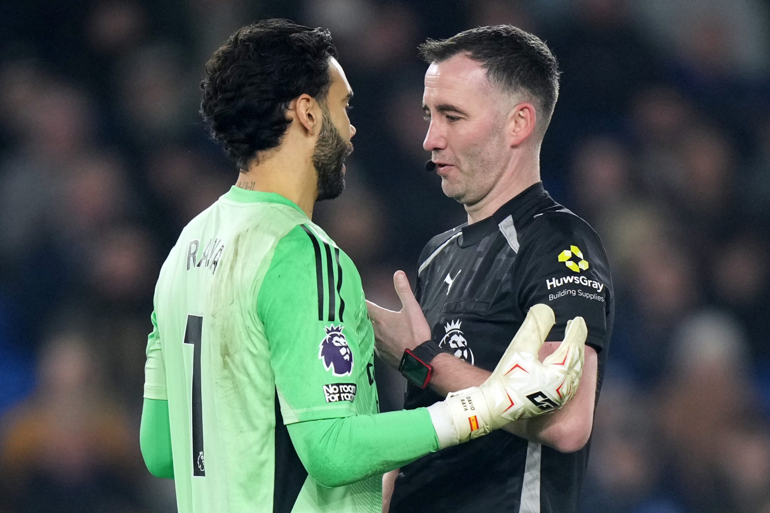 Arsenal sella victoria con polémica: Saka ilumina el Brighton y desata críticas Arsenal sella victoria con polémica: Saka ilumina el Brighton y desata críticas