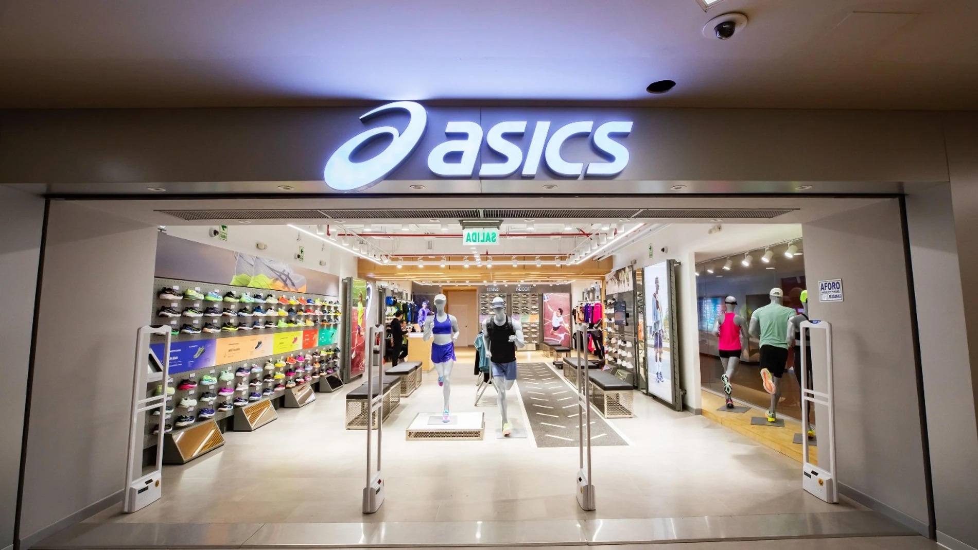 Asics Gel-Venture 10: The Perfect Companion for Urban Adventurers