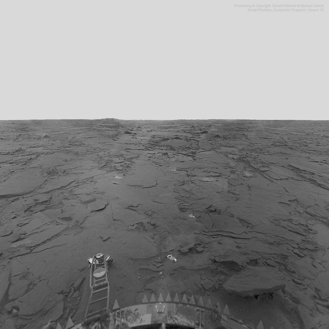 Venus Revela Sus Secretos Subterráneos: ¿Cuevas de Lava Bajo un Cielo Infernal?