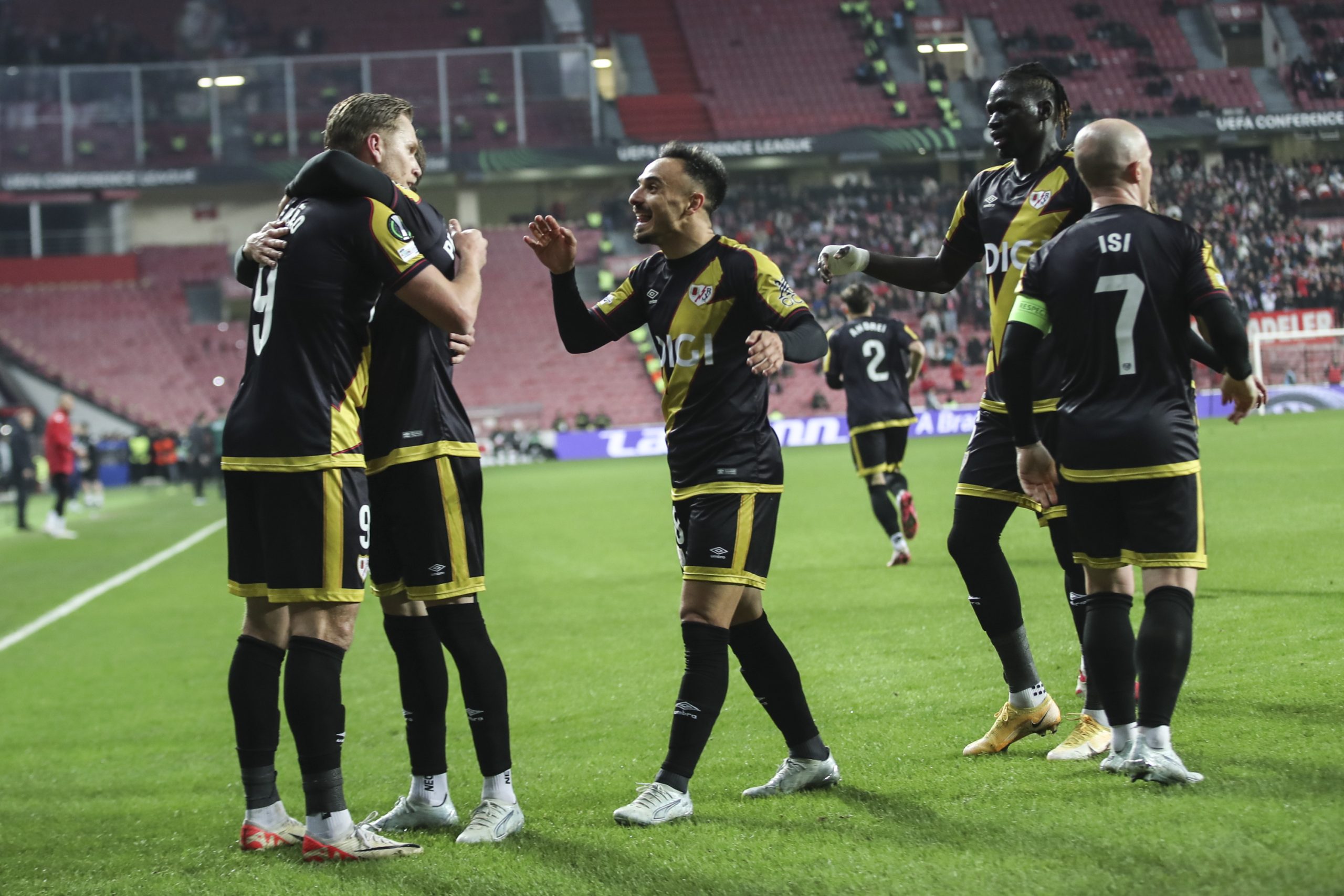 Matchday 28 of LaLiga EA Sports promises excitement: Rayo Vallecano and Levante UD face off in Vallecas