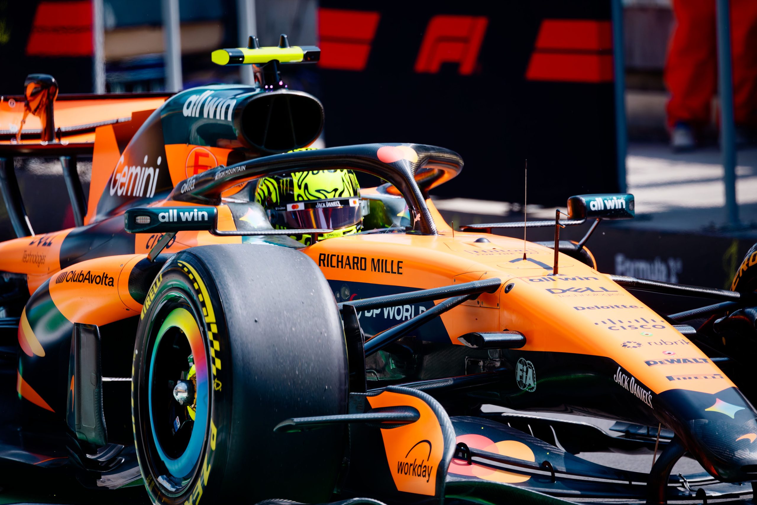 McLaren en la Cuerda Floja: Entre la Esperanza y la Realidad en la Fórmula 1 de 2026 McLaren en la Cuerda Floja: Entre la Esperanza y la Realidad en la Fórmula 1 de 2026