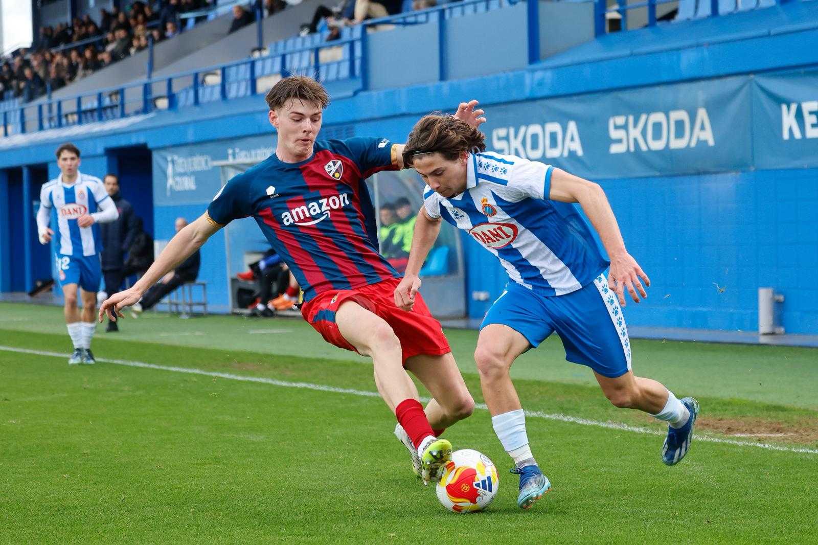 Nástic Falls in Zaragoza and Espanyol Soars in the Table