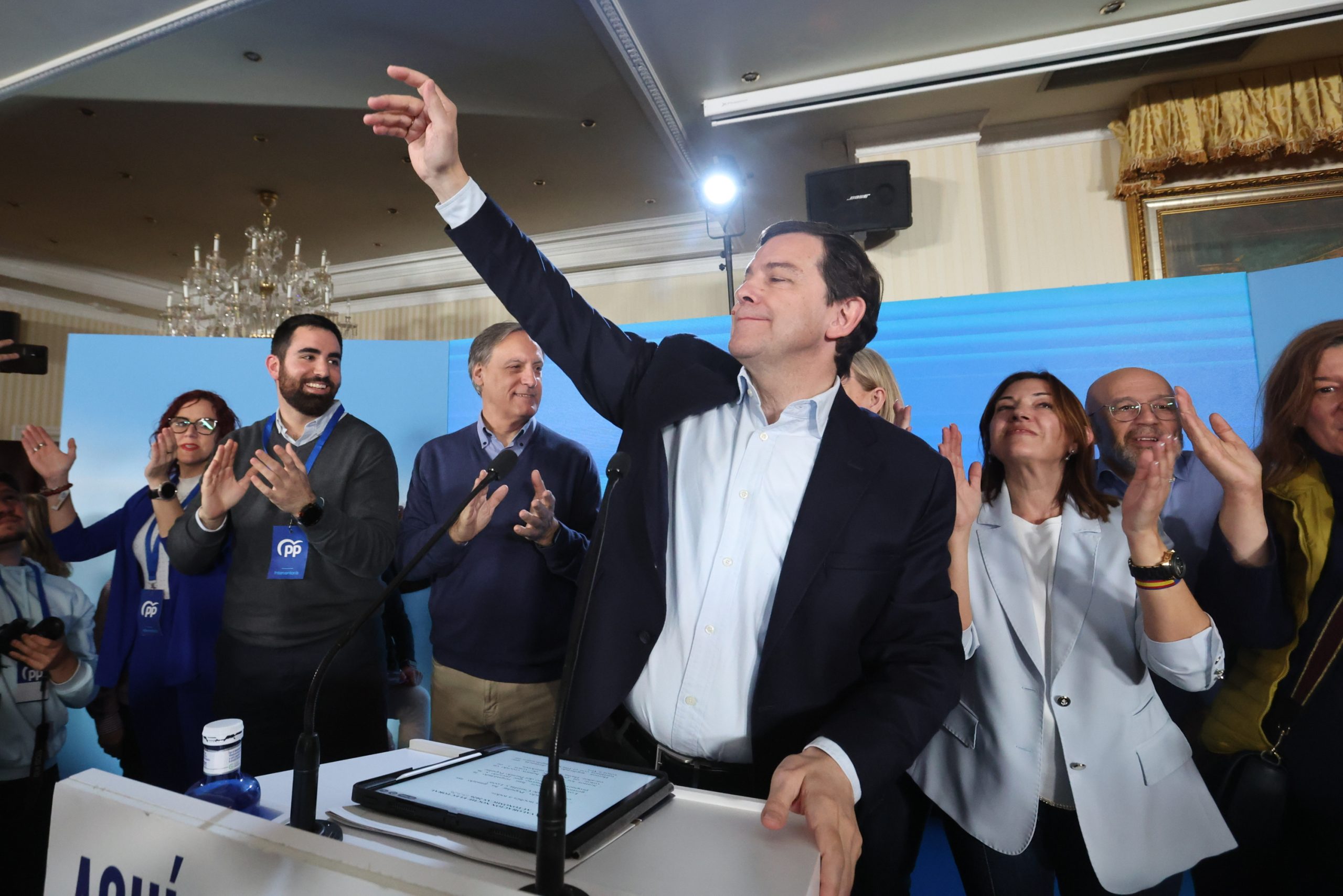 Castilla y León in Vilo: The PP emerges as the winner, but the future hangs in the balance
