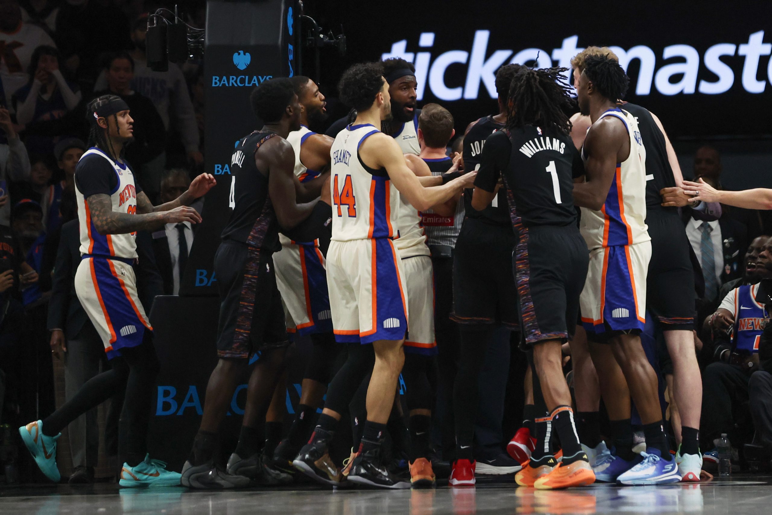 The Knicks once again dominate the New York derby against the Nets in crisis