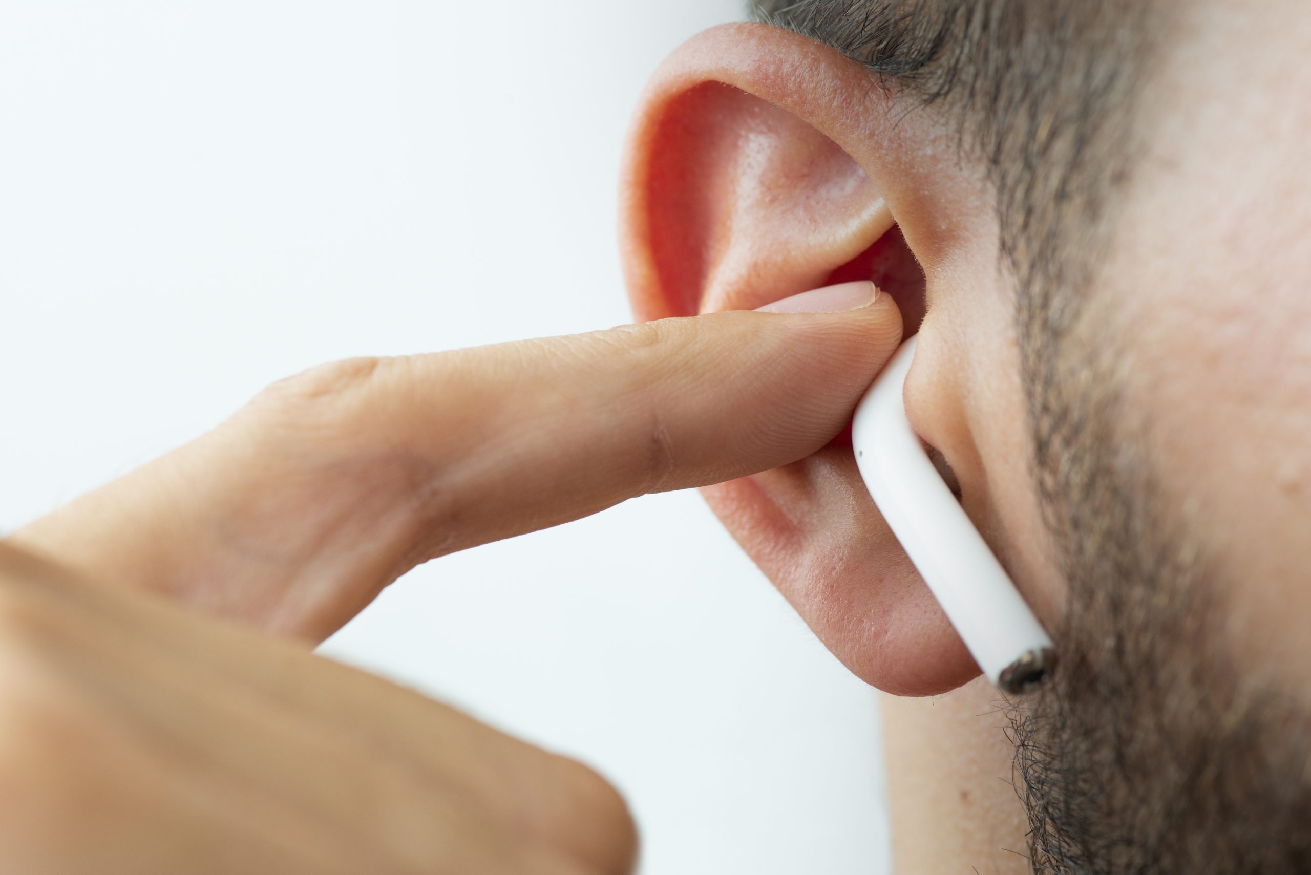 Wireless Headphones: The Battle of the Giants and Mid-Range Surprises