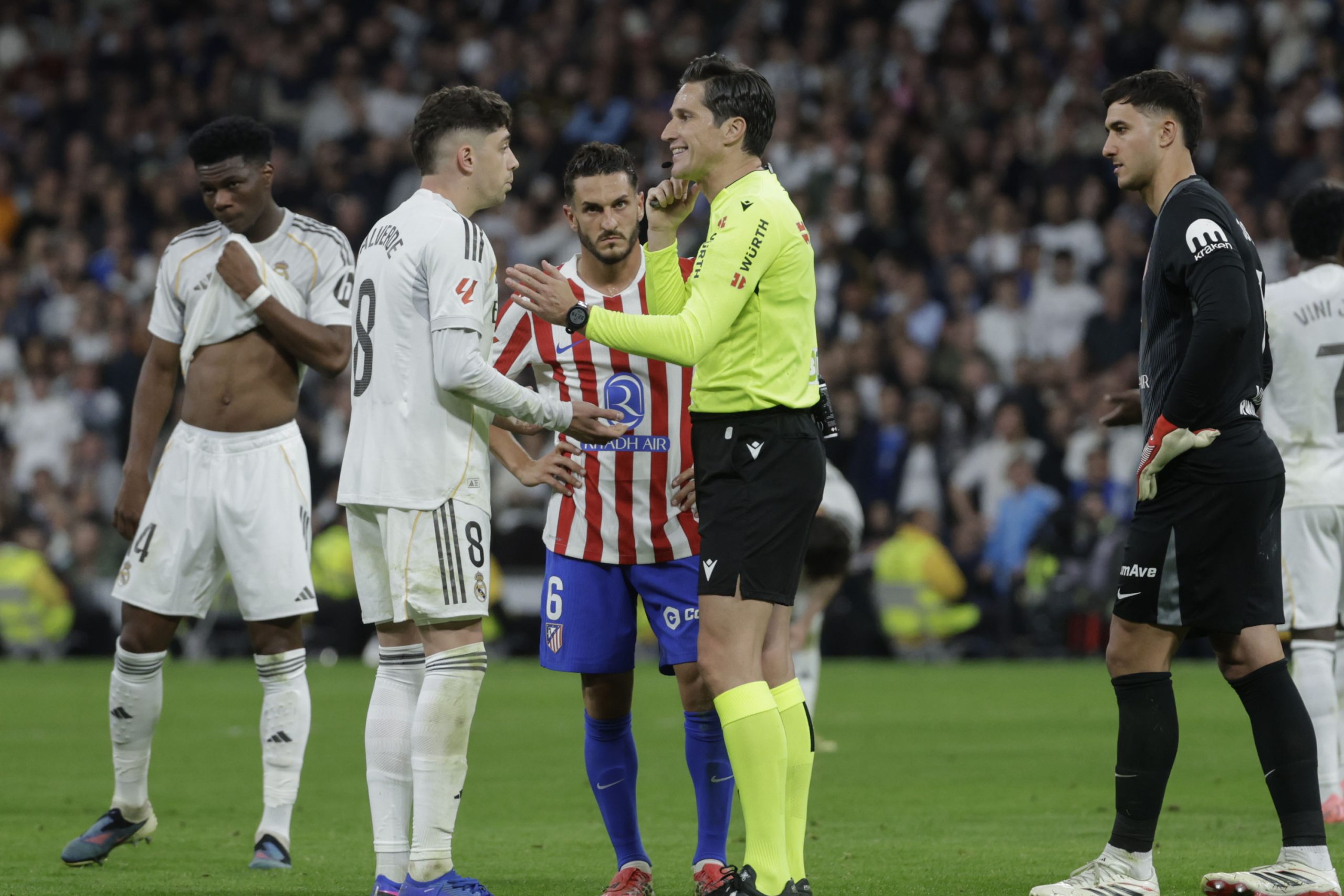 Relive the tension of the derby: the expulsion that broke a 17-year streak
