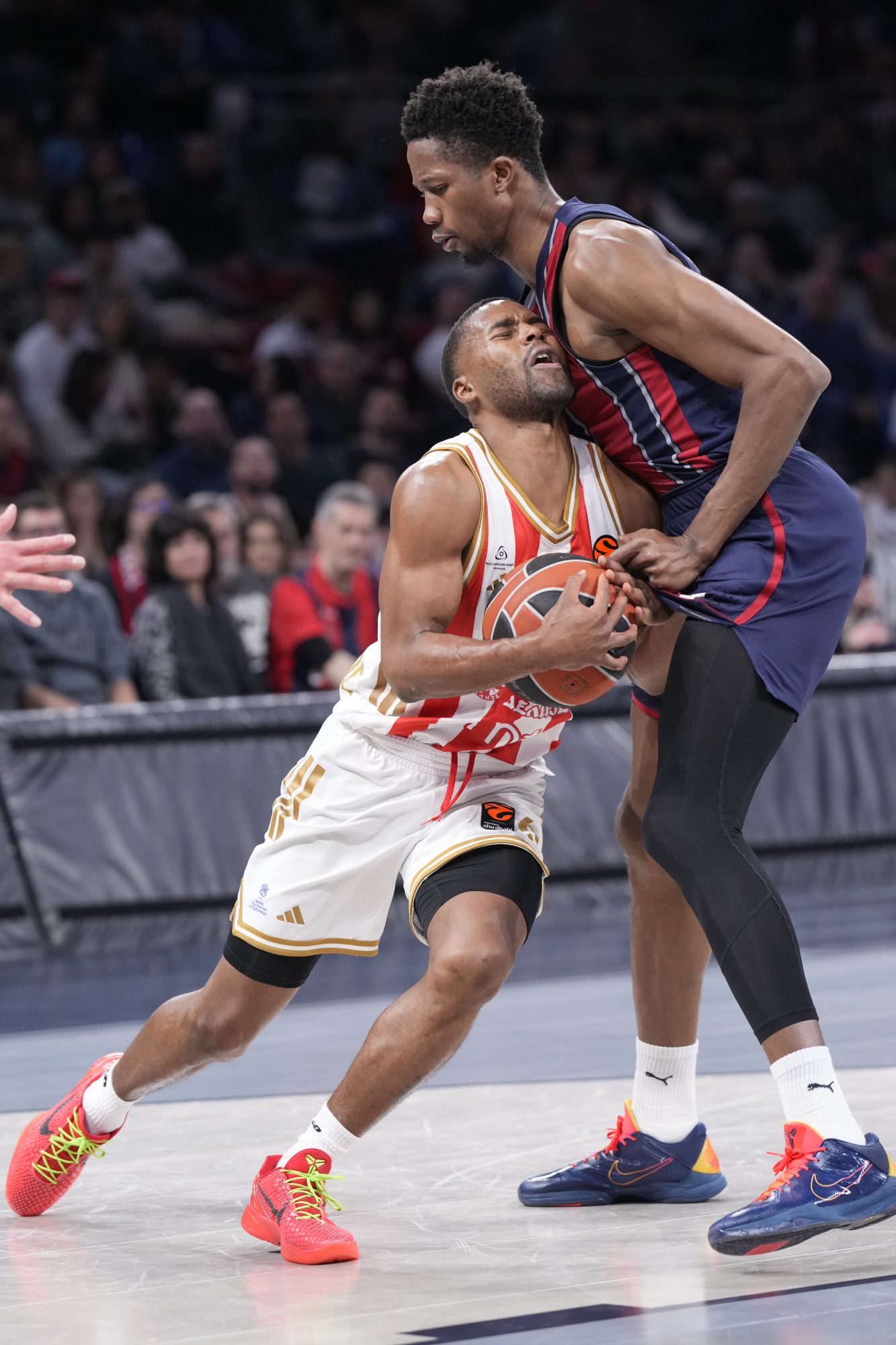 Baskonia en la Encrucijada: Boicot, Sanciones y el Deporte en Tiempos de Conflicto Baskonia en la Encrucijada: Boicot, Sanciones y el Deporte en Tiempos de Conflicto