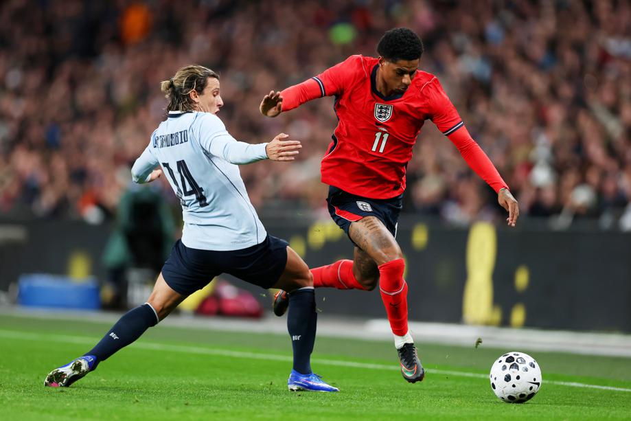 Rashford, el comodín de Flick: ¿El inglés llega para tapar el hueco de Raphinha? Rashford, el comodín de Flick: ¿El inglés llega para tapar el hueco de Raphinha?
