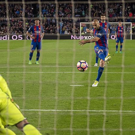 Un Gol Emocionante: La Historia del Primer Tanto de Mascherano en el Barça
