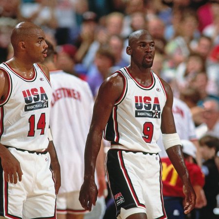 La Reconciliación de dos Leyendas: Michael Jordan y Charles Barkley se Dejan Atras las Rivalidades