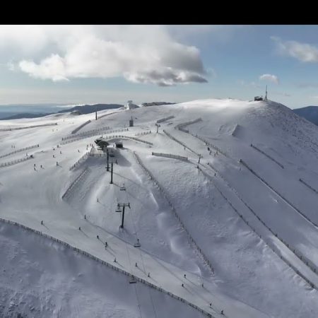 La primavera trae nieve: las estaciones de esquí de los Pirineos alargan su temporada