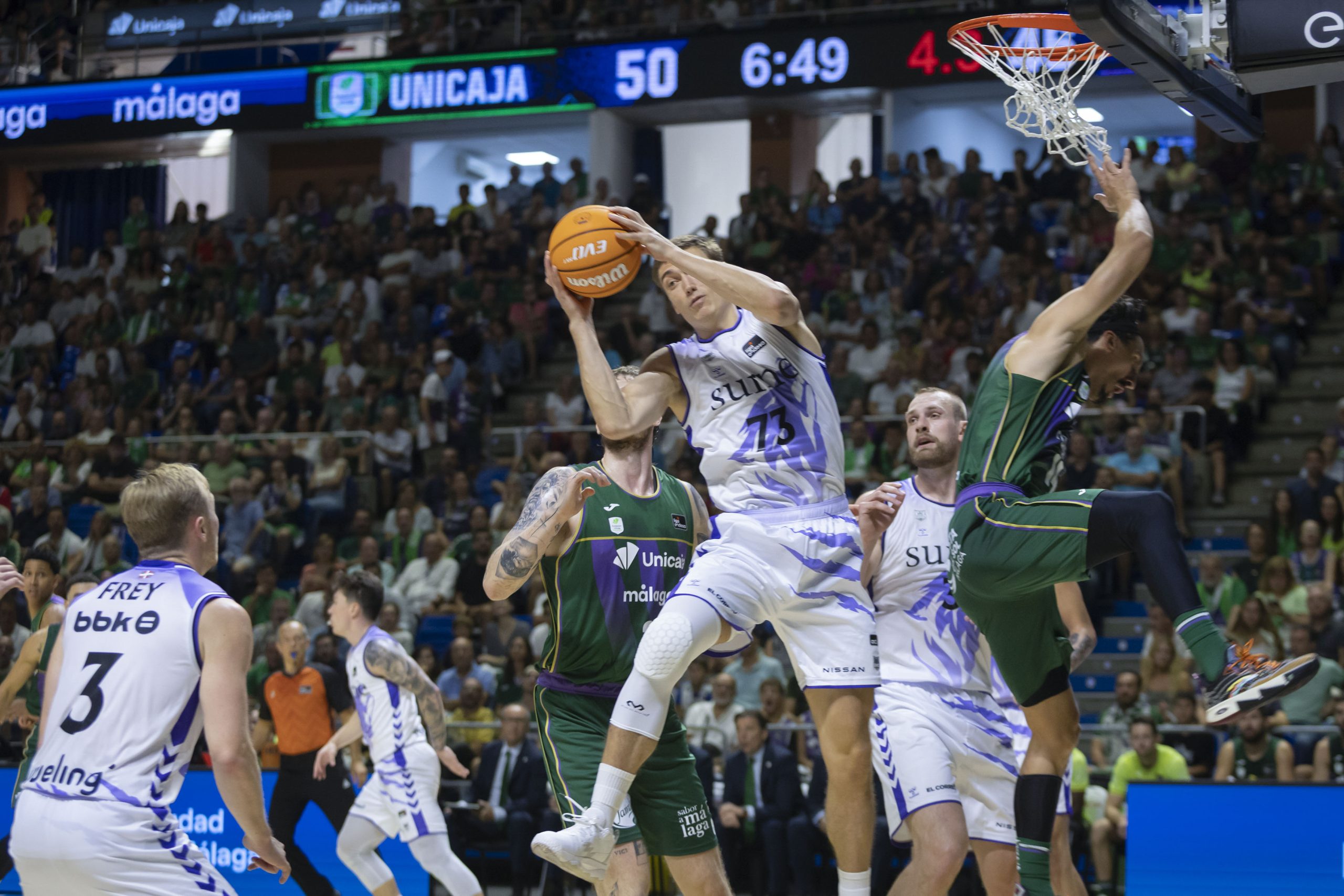 El Surne Bilbao se enfrenta a Unicaja en un duelo clave para el 'playoff' de la Liga Endesa