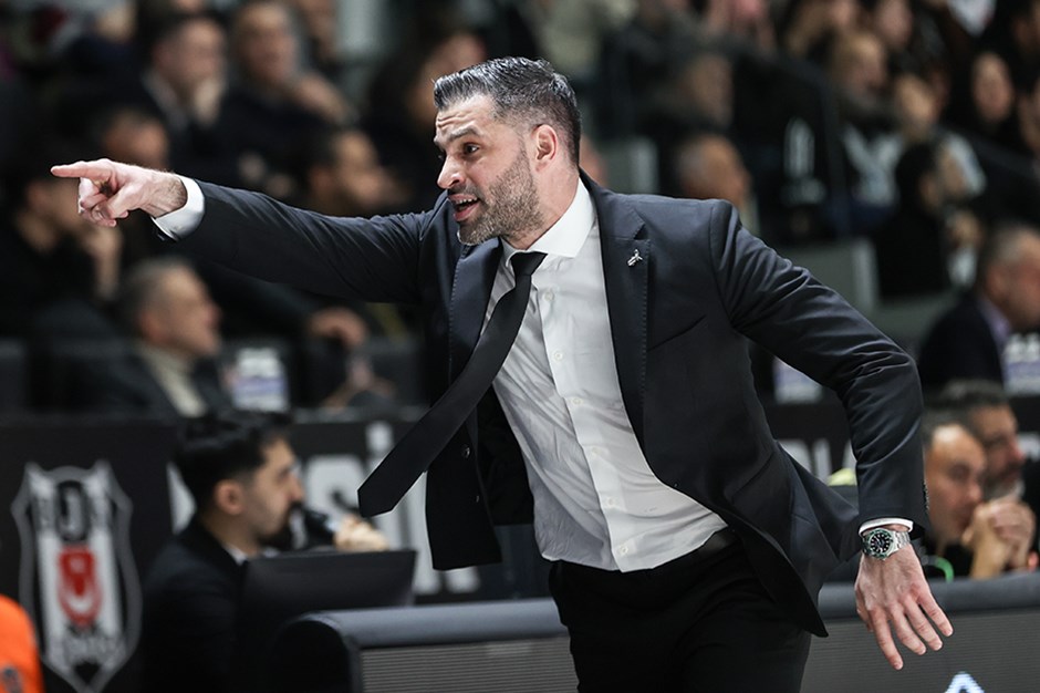 Alimpijevic, Maestro de la Eurocopa: Un Reconocimiento que Hace Historia Alimpijevic, Maestro de la Eurocopa: Un Reconocimiento que Hace Historia