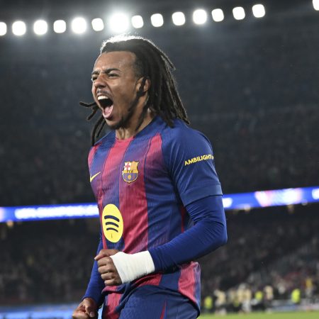 Koundé, ¿futuro incierto en el Camp Nou? El Barça, en vilo ante el interés de gigantes europeos