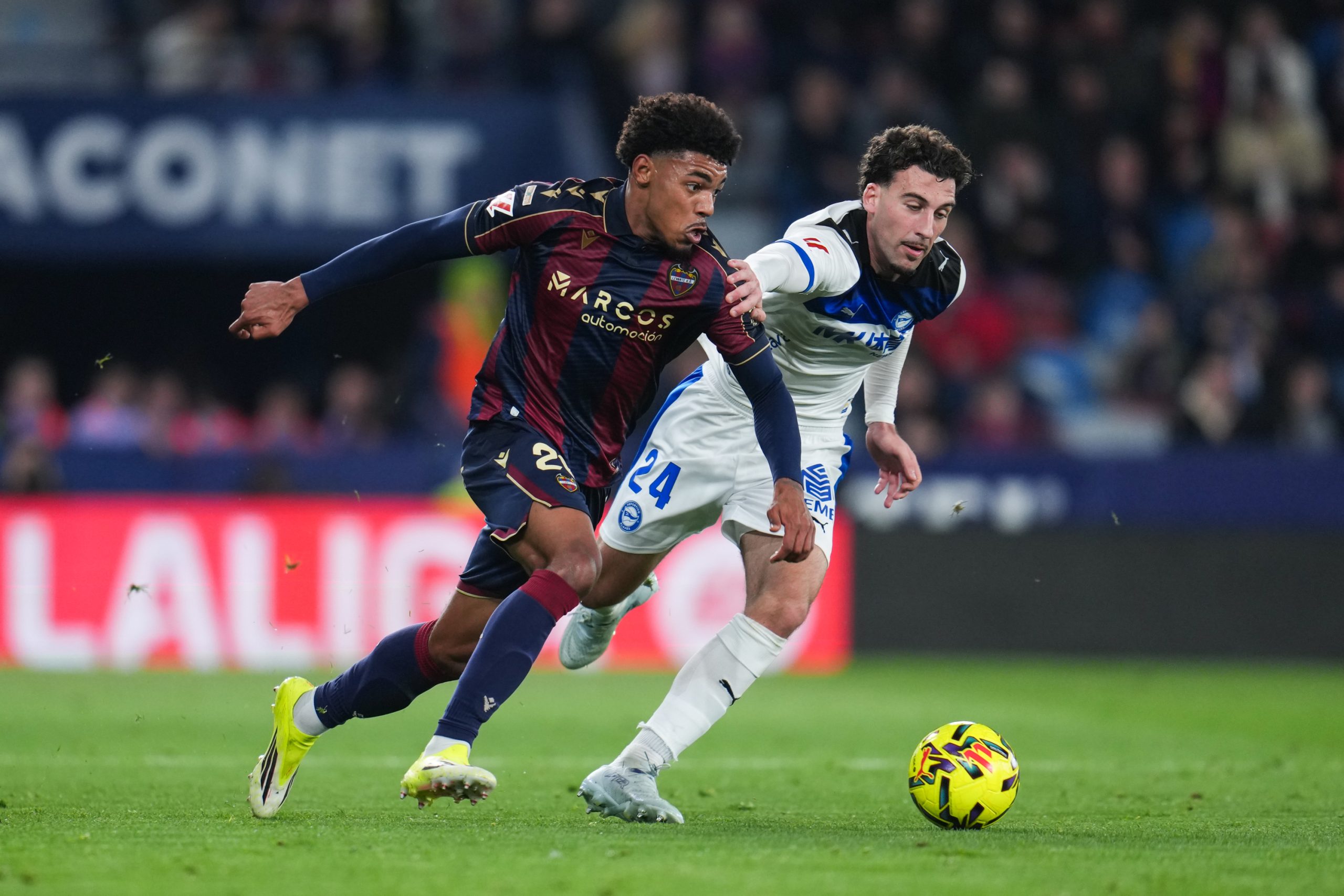 El Levante se aferra a la permanencia: Kareem Tunde comparte su optimismo El Levante se aferra a la permanencia: Kareem Tunde comparte su optimismo