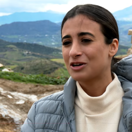Alba, la joven ganadera que rompe barreras en Andalucía