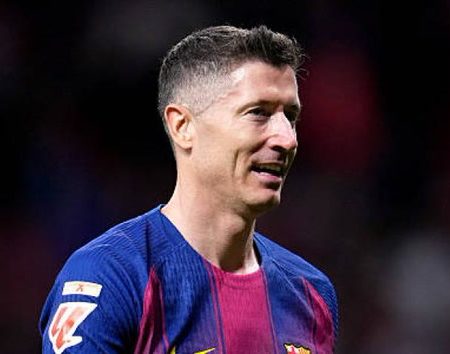 Lewandowski: El Futuro Incierto del Goleador Azulgrana entre Italia, Arabia y la MLS