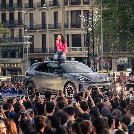 Cupra Raval: La Revolución Automotriz Desata una Fiesta Europea con Estrellas Musicales