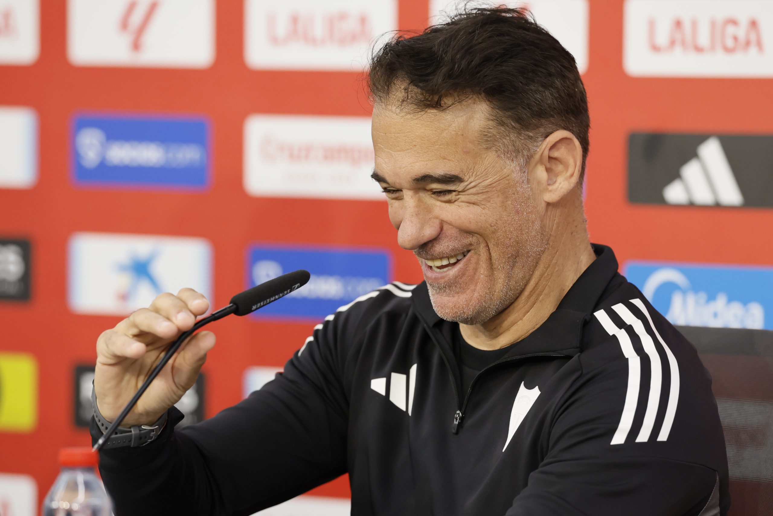 Sevilla se la juega en Valencia: Luis García Plaza apela al Sevilla se la juega en Valencia: Luis García Plaza apela al