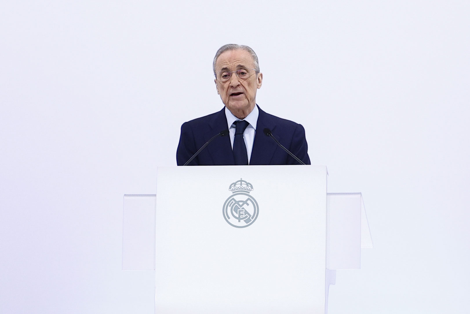 El Real Madrid se Prepara para un Cambio Radical: ¿Cuál será su Estrategia para la Próxima Temporada?