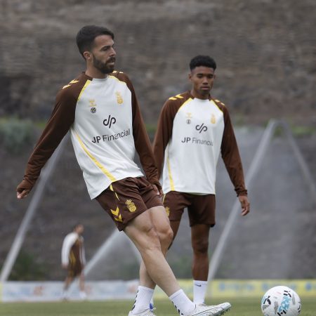 Las Palmas en Vilo: Miyashiro, la Incógnita que Amenaza al Leganés