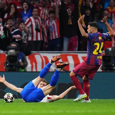 El VAR, ¿enemigo del instinto arbitral? La polémica roja a Eric García y la visión de un exárbitro alemán