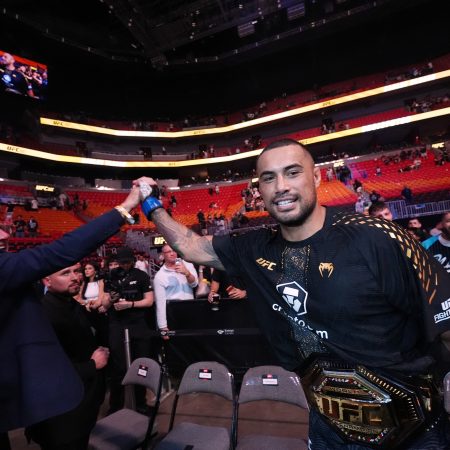 ¡El inesperado desenlace de Carlos Ulberg tras conquistar el título de UFC!