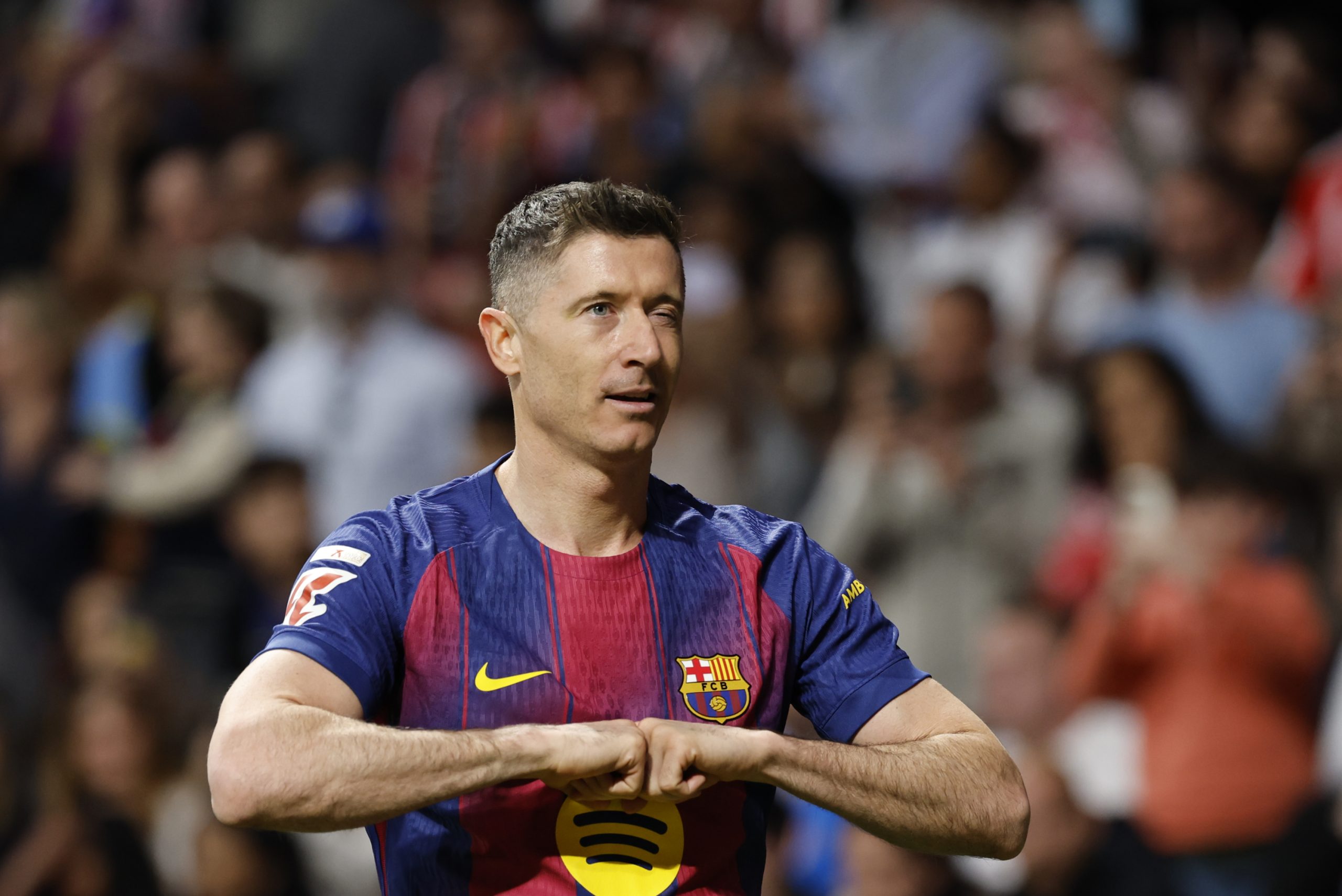 Lewandowski en la Encrucijada: ¿Renovación en el Barça o un Nuevo Destino Sorprendente? Lewandowski en la Encrucijada: ¿Renovación en el Barça o un Nuevo Destino Sorprendente?