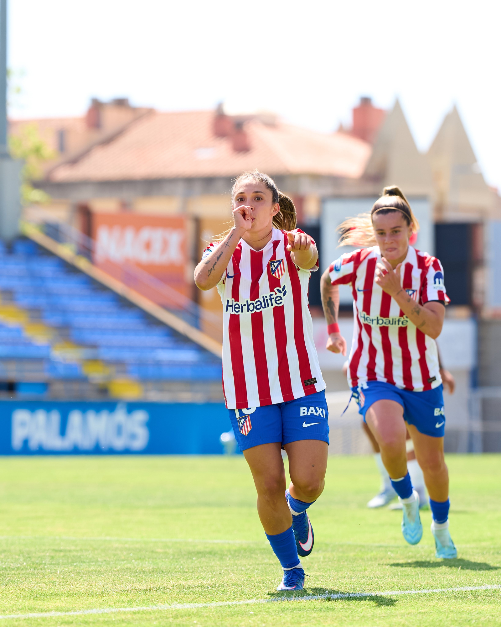 El Atlético de Madrid Femenino Sella una Victoria Clave Ante el Levante Badalona y Afina Motores para la Final de Copa El Atlético de Madrid Femenino Sella una Victoria Clave Ante el Levante Badalona y Afina Motores para la Final de Copa
