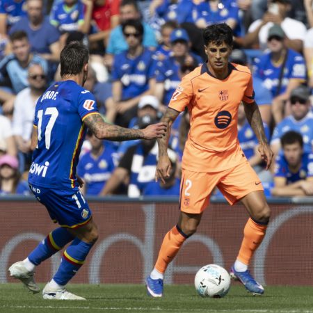El Futuro de João Cancelo en el Barça: Un Rompecabezas Blaugrana a la Espera de Movimientos Clave