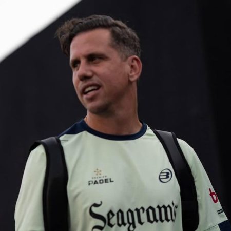 Movimientos inesperados en el pádel: Paquito Navarro cambia de pareja y reconfigura el top-8