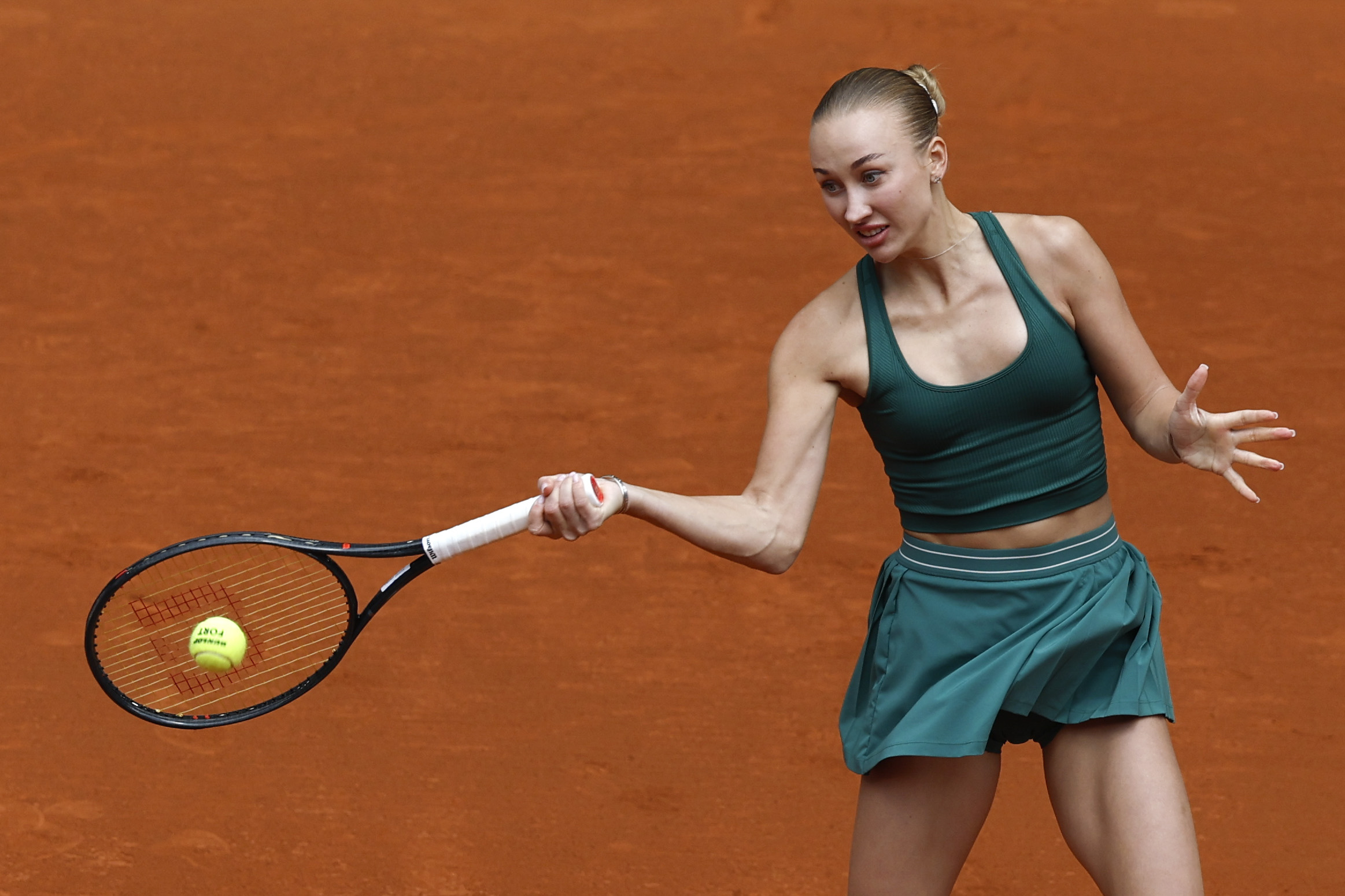 Madrid 2026: Duelo de Titanes Ucraniano-Austriaco en la Lucha por la Final del WTA 1000