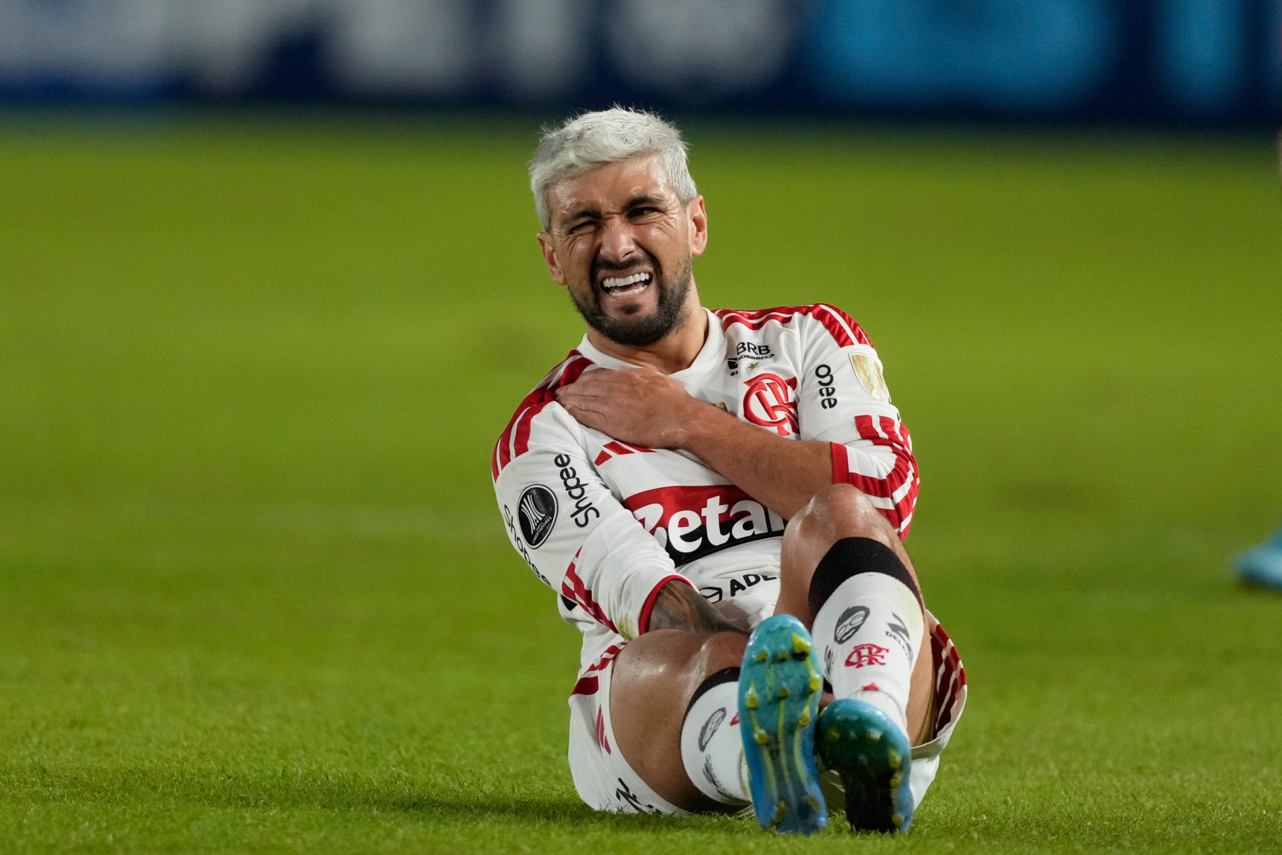 ¡Alarma Celeste! De Arrascaeta, Operado a 46 Días del Mundial: ¿Llegará a la Cita de Qatar? ¡Alarma Celeste! De Arrascaeta, Operado a 46 Días del Mundial: ¿Llegará a la Cita de Qatar?