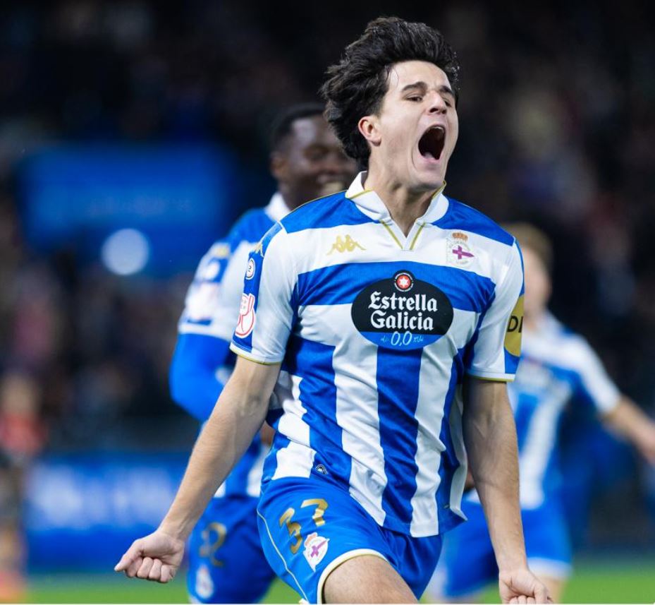 Noé Carrillo, el joven talento que seduce a Riazor: ¡Renovación hasta 2029!