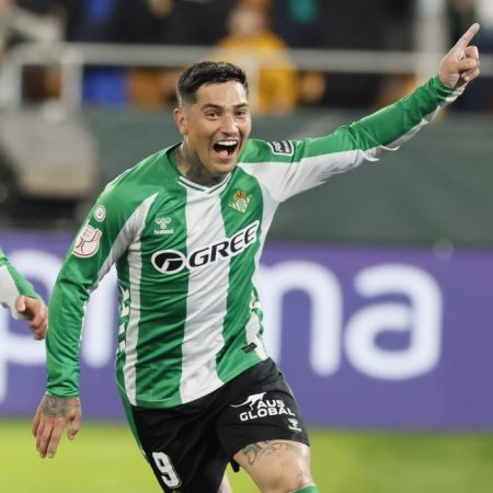 Betis Puts The End To Its Attack: Offensive Revolution In Doors