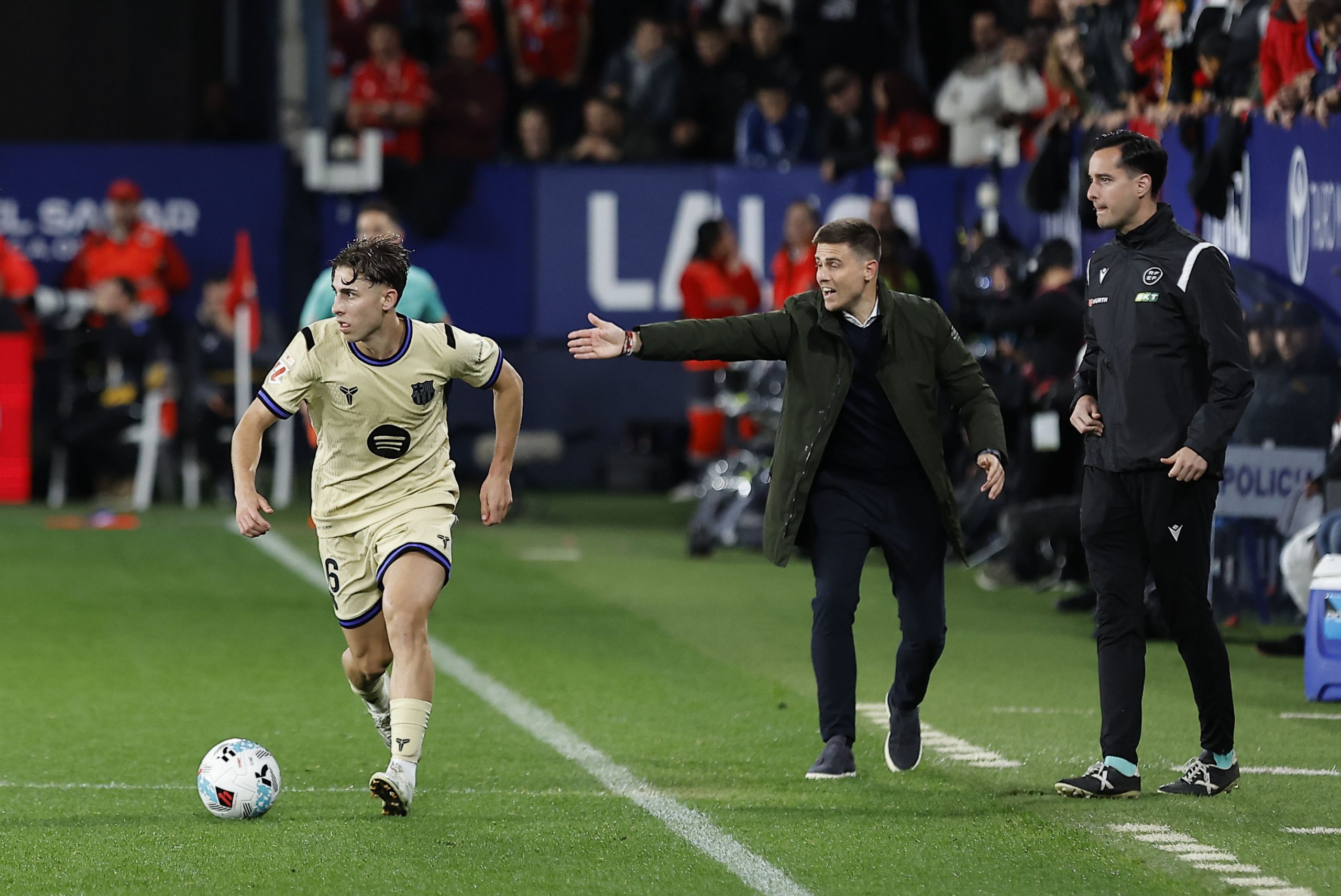 El Sadar Llora Amargamente: Osasuna Mereció Más Contra un Barcelona que Sabe a Campeón