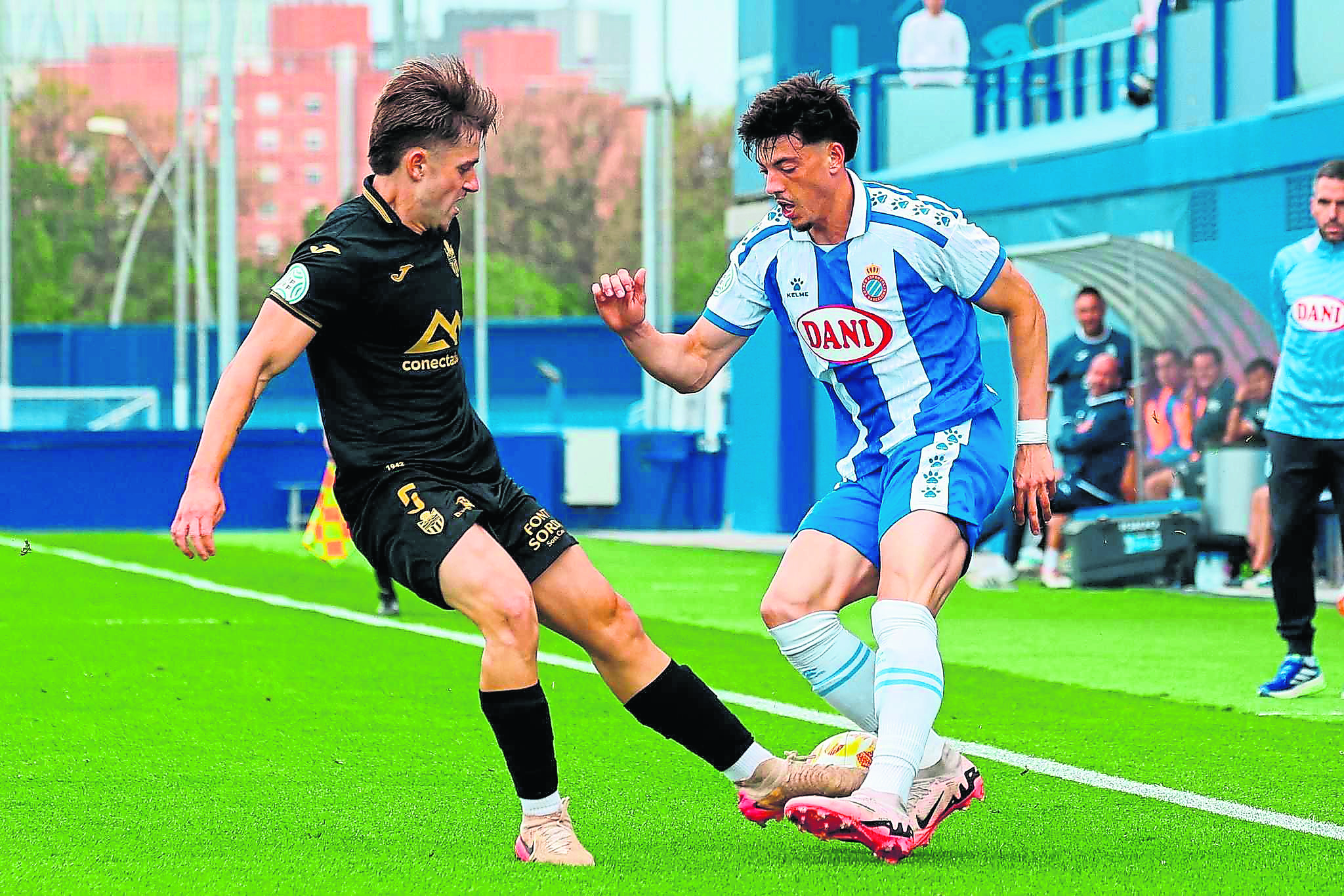 El Atlético Baleares Asalta la Dani Jarque y Se Lanza a por el Ascenso