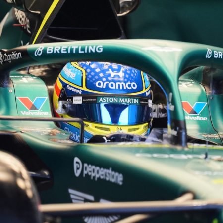 Alonso, Between the Light at the End of the Tunnel and the Persistent Shadows at Aston Martin