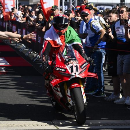 Superpole Triumph After A Dramatic Start
