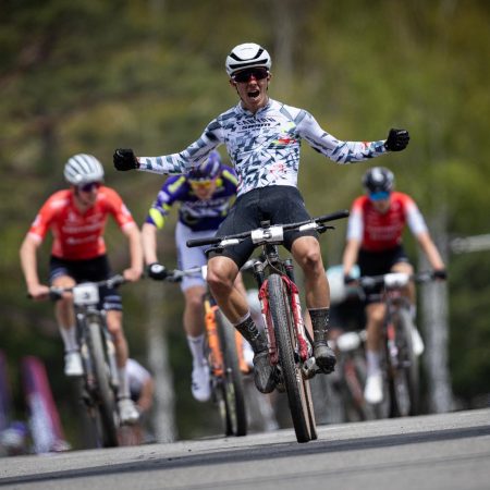 ¡Sorpresa en Corea! Thibaut François Conquista la Copa del Mundo MTB y Redefine el Futuro del Ciclismo Español