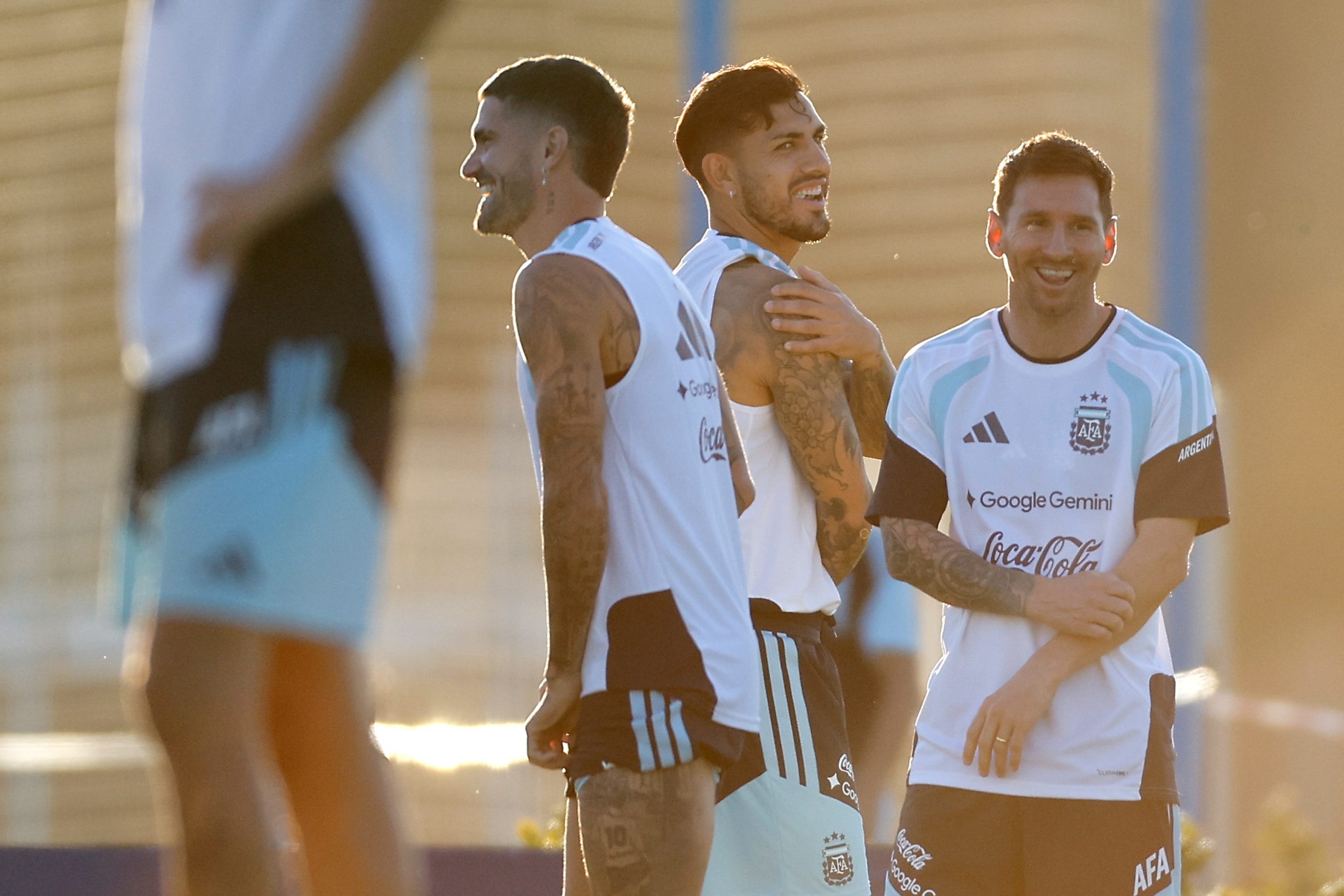 Reyes del Centenario: La Batalla Épica de los Titanes del Fútbol en la Nueva Era de la FIFA